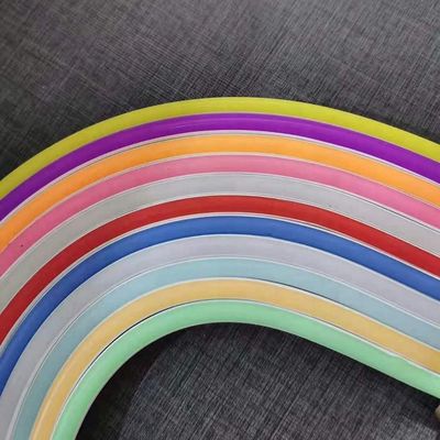 Prenda impermeable flexible de neón del PVC RGB de la luz de tira de SMD2835 LED con 12V 110V 220V