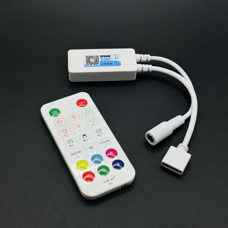 Controller de banda de luz LED RGBW WIFI inalámbrico adecuado para aplicaciones inteligentes en Android e IOS SP644E